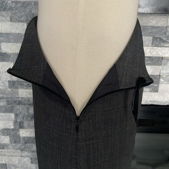 Banana Republic Gray Wool Little Bit Stretch  Skirt 2 ( Waist 26”) Made In Italy - Picture 6 of 8